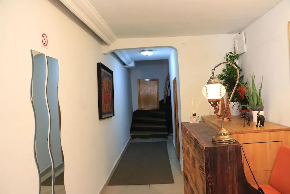Gen Suites Pera Istanbul 3*,